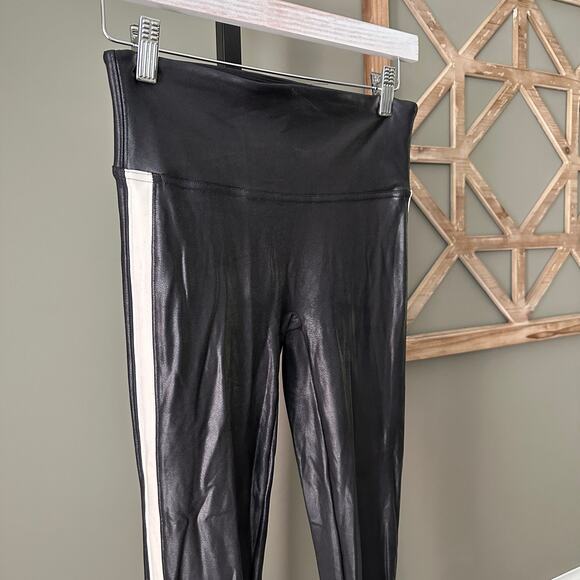 Spanx Faux Leather Side Stripe Leggings Black - Small - Picture 3 of 5